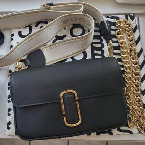 Marc Jacobs Cross Body Bag